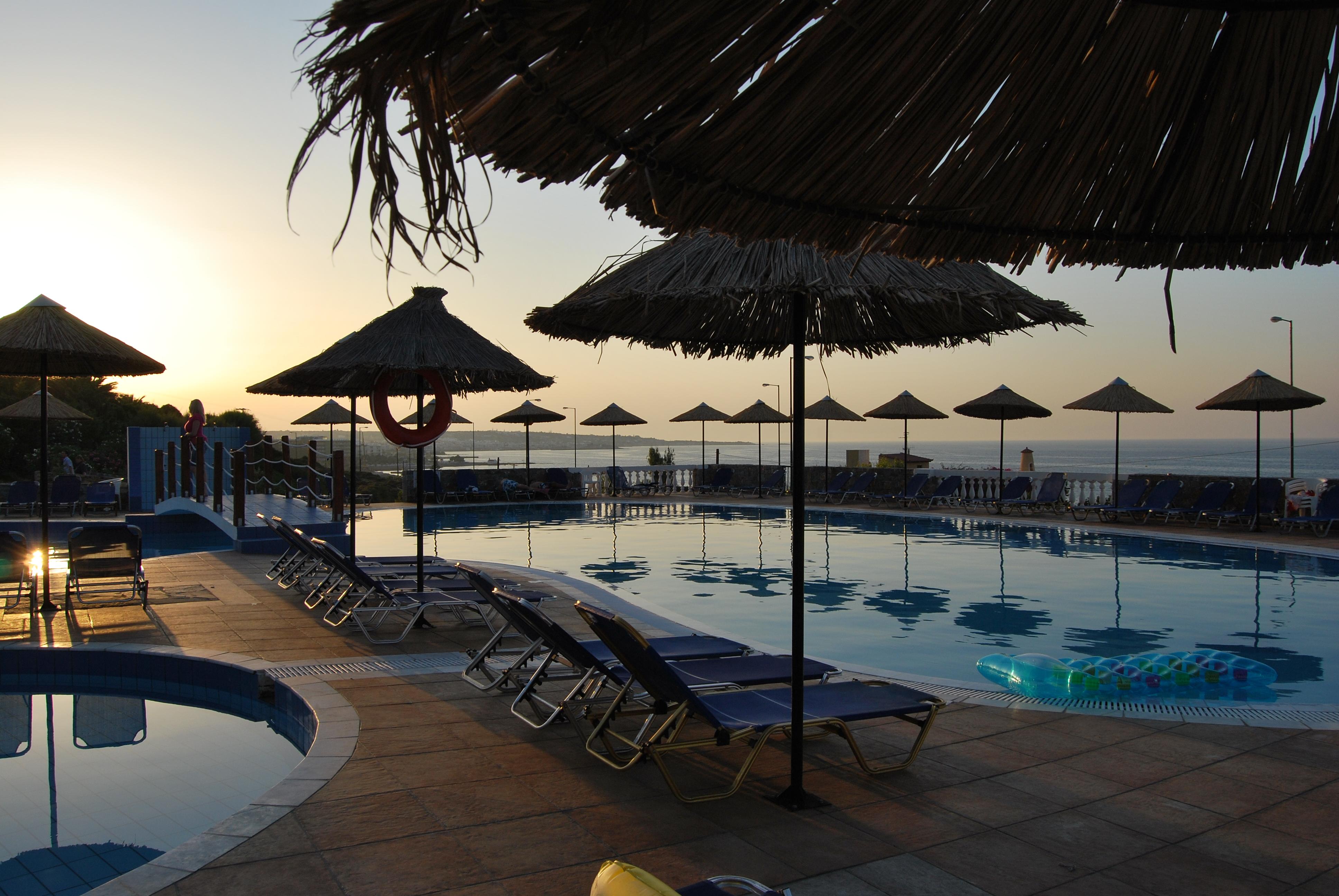 Mediterraneo Hotel Khersónisos Eksteriør bilde